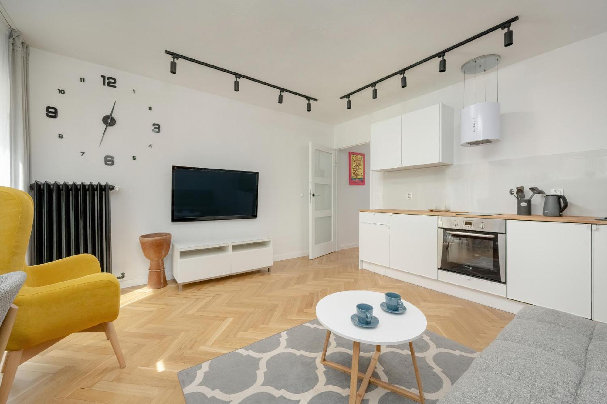 Modern Close To The Market Square By Renters *