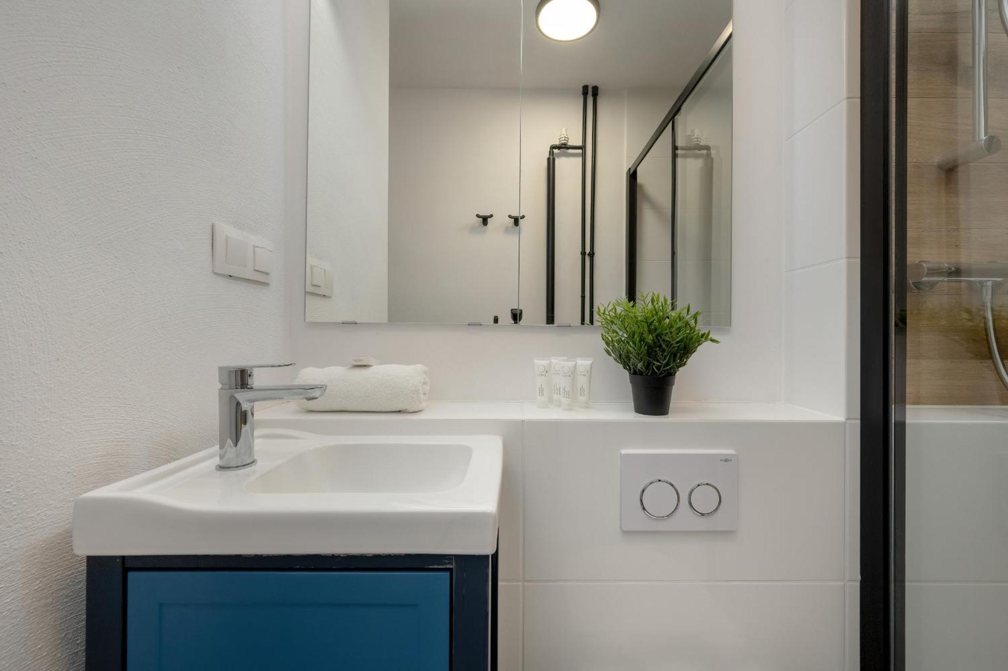 Apartament Modern Close To The Market Square By Renters *